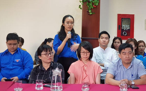 Thể hiện lòng yêu nước bằng hành động cụ thể