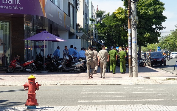 Kẻ tẩm xăng cướp ngân hàng ở Bìtỷ lệ kèo nhà cái malaysia Tân khai gì về hàtỷ lệ kèo nhà cái malaysia vi liều mạng?