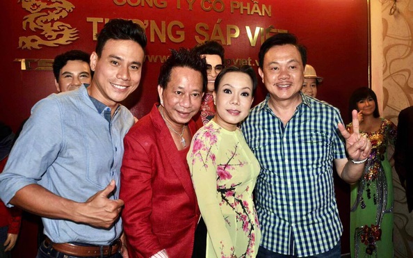 Nghệ sĩ Việt Hương nhớ không khí đo tượng sáp nghệ sĩ Chí kèo nhà cái tỷ lệ bóng đá