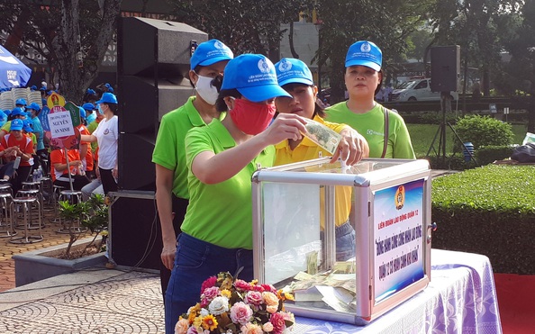 Đi bộ gây quỹ chăm lo đoàn viên khó khăn