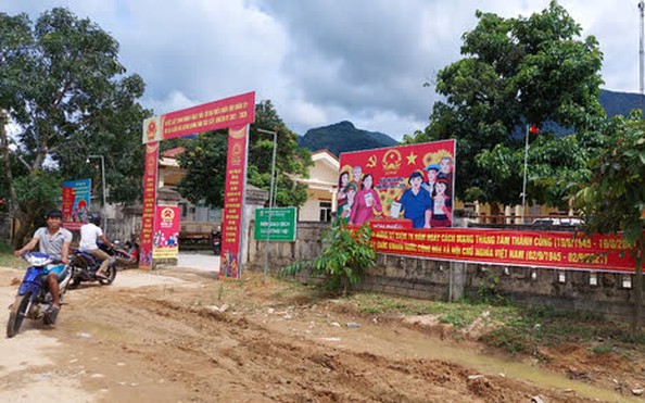 Bị "tuýt còi" vì khai man ruộng lúa thiệt hại, bí thư đảng tỷ lệ kèo góc nhà cái xã nói gì?