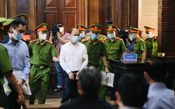 Ông Trần Vĩnh Tuyến đồng ý 2 luật sư bào chữa