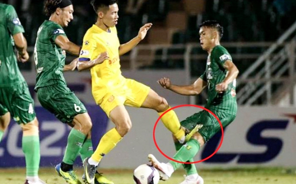 Sau Hoàng Thịnh, hai cầu thủ nhận án phạt nặng từ Bkèo nhà cái tỷ lệ bóng đá kỷ luật VFF