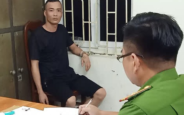 Xin vượt bất thành, nhóm thtỷ lệ kèo nhà cái 88h niên chặn đầu, đập phá ôtô, đánh đôi vợ chồng