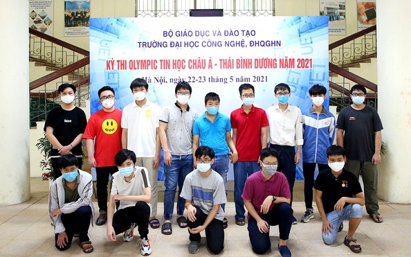 Nam kèo nhà cái tỷ lệ bóng đá lớp 11 giành huy chương vàng Olympic Tin học Châu Á - Thái Bình Dương