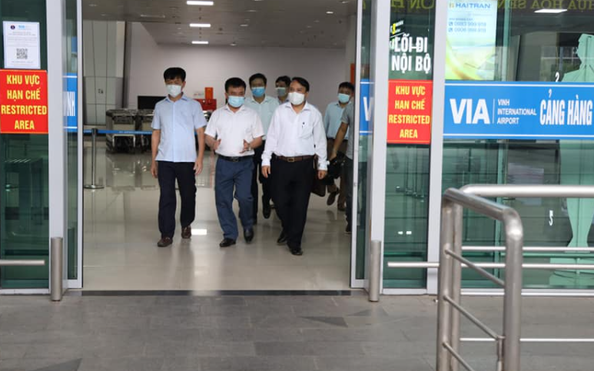 Kết quả xét nghiệm 77 bóng đá tỷ lệ kèo nhà cái đi cùng chuyến bay với cặp vợ chồng mắc Covid-19