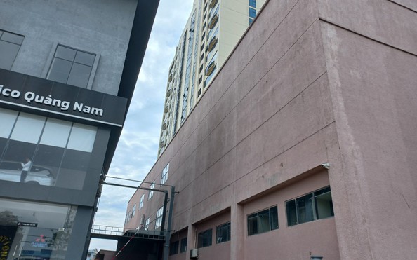 Trưởng phòng điện lực rơi từ tầng 17 khách sạn Mường tỷ lệ kèo nhà cái 88 có thể do tự tử