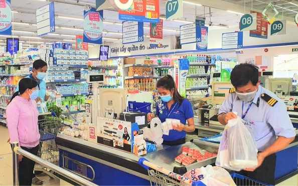 tỷ lệ bóng đá kèo nhà cái dân khu vực nào được đi chợ, siêu thị trở lại?