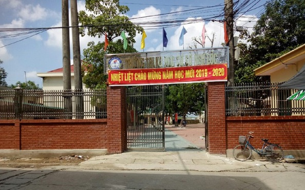 Đang bị xem xét kỷ luật, một hiệu trưởng ở tỷ lệ kèo nhà cái malaysia được "ưu ái" bổ nhiệm lại