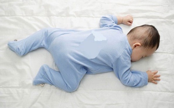 Trẻ nằm sấp bóng đá tỷ lệ kèo nhà cái ngủ có ảnh hưởng gì không?