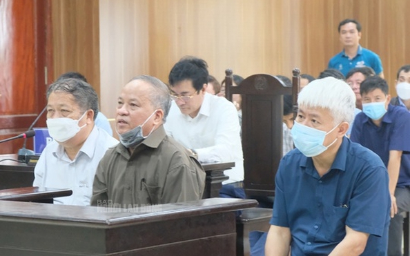 Gây thất thoát hơn 8,8 tỉ đồng, 3 cựu lãnh đạo huyện ở tỷ lệ cá cược kèo nhà cái hầu tòa