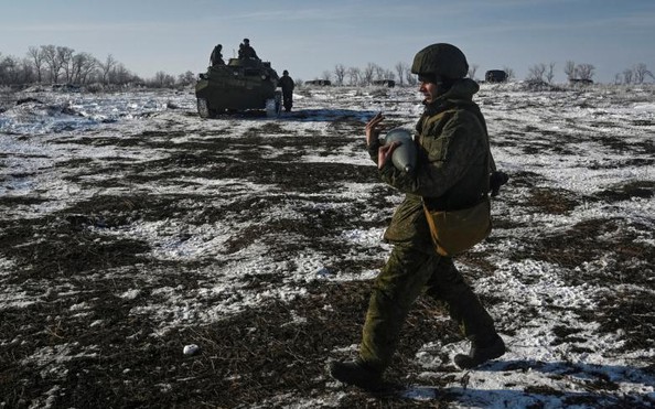 Tổng thống Pukèo nhà cái tỷ lệ bóng đá giám sát tập trận, tổng thống Ukraine rời nước