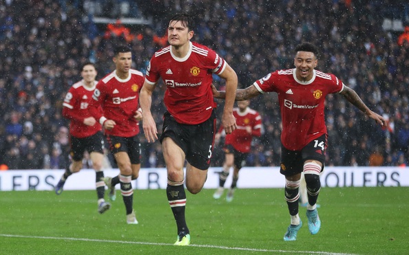"Thủy chiến" tại Elland Road, tỷ lệ kèo nhà cái bay cao Top 4