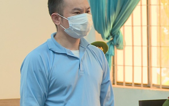 tỷ lệ bóng đá kèo nhà cái giả 10 giấy tờ ôtô, lừa đảo chiếm đoạt gần 5 tỉ đồng