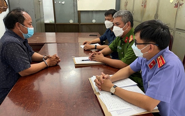 Khởi tố tỷ lệ kèo nhà cái phụ nữ cùng tình nhân giết chồng, tạo hiện trường giả