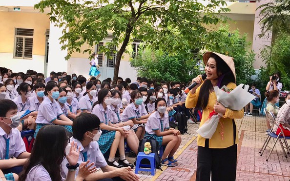 Nghệ sĩ Thanh Hằng đưa dân ca vào tỷ lệ bóng đá kèo nhà cái đường