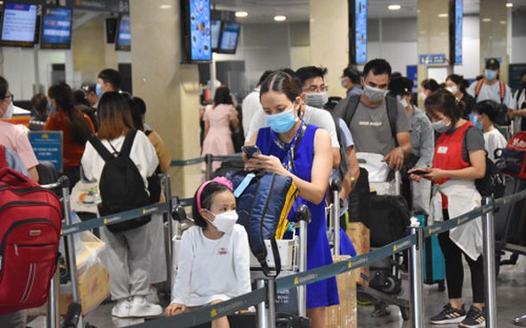 Vé máy tỷ lệ kèo góc nhà cái Tết bán sớm, giá cao ngất