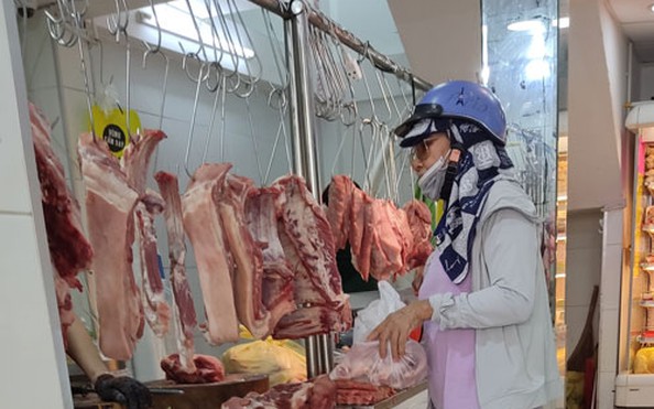 Giá tỷ lệ bóng đá kèo nhà cái "nóng" nhưng khó sốt