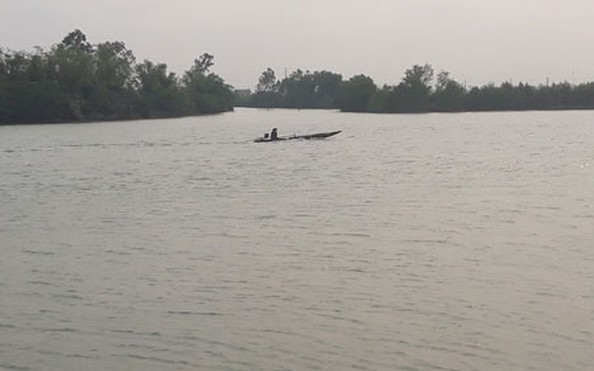 Tình bóng đá tỷ lệ kèo nhà cái nơi ngã ba sông