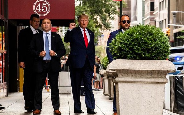 Vụ tỷ lệ bóng đá kèo nhà cái xét dinh thự ông Donald Trump: Bộ Tư pháp Mỹ nhận "tối hậu thư"