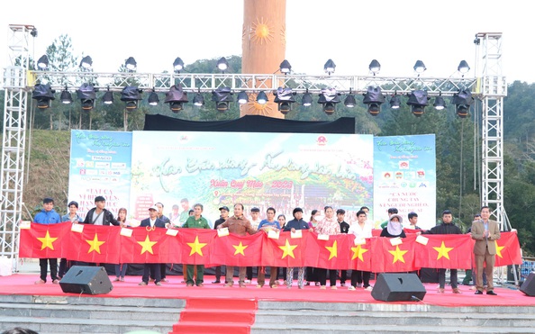 Cờ Tổ quốc đến Chiến dịch kèo nhà cái tỷ lệ bóng đá tình nguyện