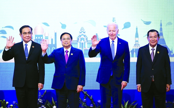 Đối ngoại vươn tầm cao mới