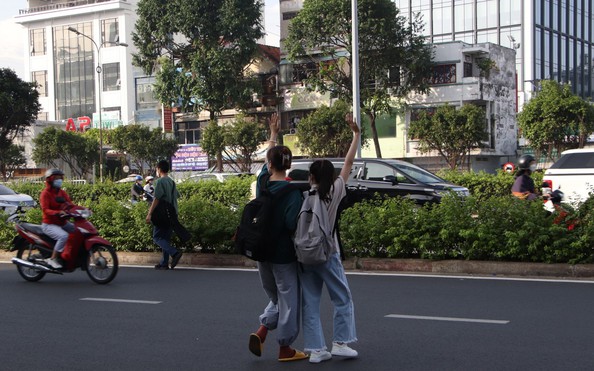 Nguy hiểm từ những bước chân tùy tiện