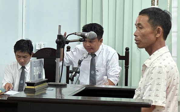Vụ án khúc gỗ muồng: Luật sư tranh luận gay gắt, tòa tuyên 1 năm 3 tháng tù giam