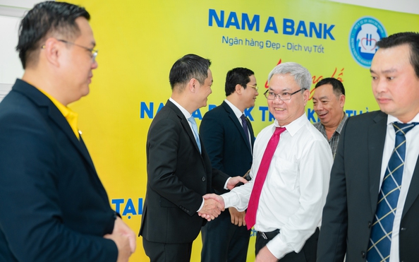 TP HCM: Bệnh viện Đa khoa Khu vực Hóc Môn triển khai tỷ lệ kèo nhà cái malaysia toán viện phí không dùng tiền mặt