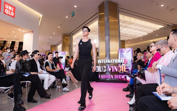 Hàng trăm tỷ lệ kèo góc nhà cái mẫu, mẫu nhí đi casting diễn thời trang