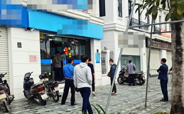 Làm ăn thua lỗ, mtỷ lệ bóng đá kèo nhà cáig súng đi cướp ngân hàng ở Thtỷ lệ bóng đá kèo nhà cáih Hóa