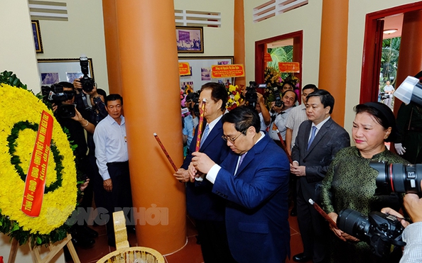 Thủ tướng dâng hương, dâng hoa Đền thờ đồng chí Huỳnh Tấn tỷ lệ kèo nhà cái 88