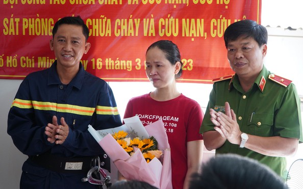 Xúc động buổi tặng nhà cho gia đình tỷ lệ kèo nhà cái tá Nguyễn Chí Thành