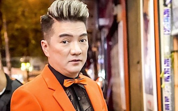 Ca sĩ Đàm Vĩnh Hưng, Thủy Tiên yêu cầu bà bóng đá tỷ lệ kèo nhà cái bồi thường số tiền "khủng"
