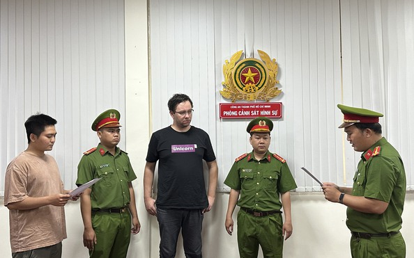 Ông trùm tỷ lệ cá cược kèo nhà cái Đông Âu điều hành đường dây cho vay "cắt cổ" khai gì?