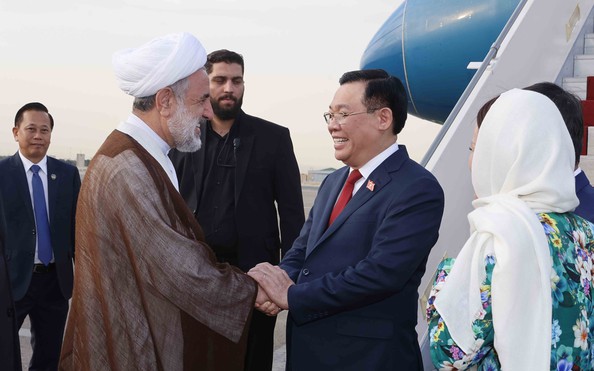 Chủ tịch tỷ lệ kèo nhà cái 88 hội Vương Đình Huệ tới Tehran, bắt đầu thăm Iran