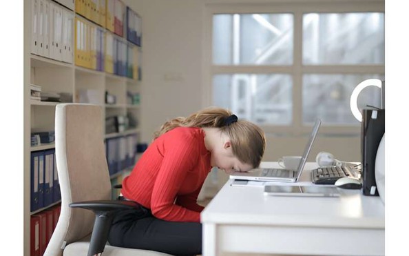Cách "chợp mắt" thần kỳ để thức đêm kèo nhà cái tỷ lệ cá cược việc, chăm con không mệt