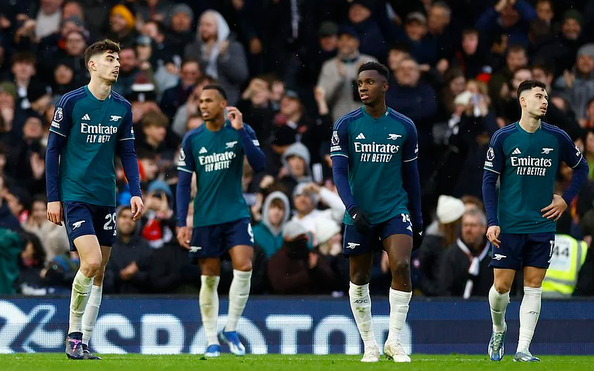 Trình diễn tệ hại, Arsenal có còn cơ hội đua vô địch?