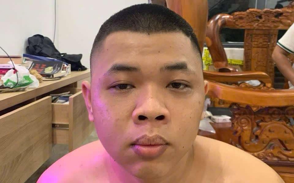 Công an bắt người mang lệnh tỷ lệ kèo nhà cái malaysia Ngô Trọng Ân trong biệt thự