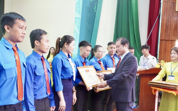 Tuyên dương thanh niên tiêu biểu ngành kèo nhà cái tỷ lệ bóng đá làm theo lời Bác