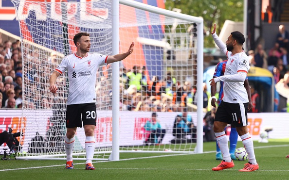 Jota bắn hạ Crystal Palace, Liverpool xây chắc ngôi đầu