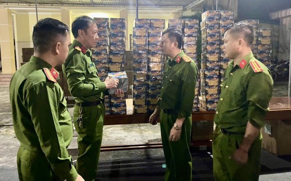Công bóng đá tỷ lệ kèo nhà cái 3 tỉnh, thành phối hợp triệt phá đường hàng cấm cực lớn, thu giữ 3 khẩu súng
