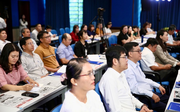 Lãnh đạo của gần 50 trường THPT tham dự bồi dưỡng về “Kỹ năng ứng xử với bóng đá tỷ lệ kèo nhà cái chí - truyền thông”