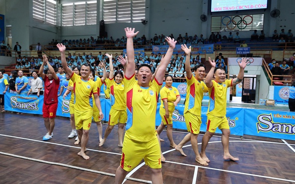 Sôi nổi Hội thao cán bộ công nhân bóng đá tỷ lệ kèo nhà cái Yến sào Khánh Hòa