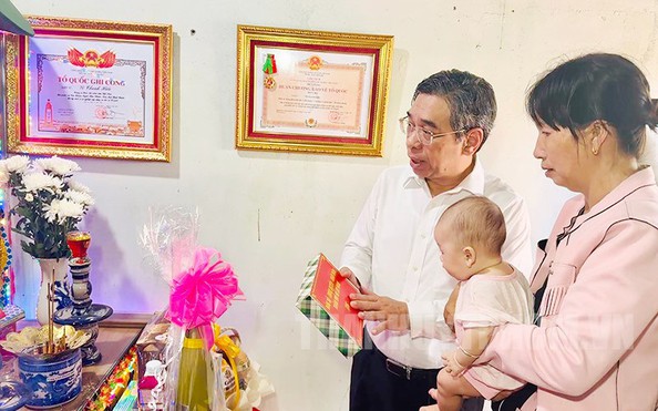 Lãnh đạo TP HCM thăm gia đình các tỷ lệ kèo góc nhà cái hy sinh trong diễn tập ở Đồng Nai