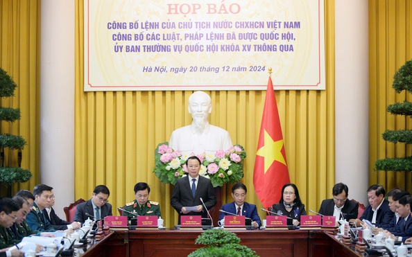 Công bố Lệnh tỷ lệ kèo nhà cái hôm nay Chủ tịch nước về 9 luật, tăng tuổi hưu sĩ quan quân đội từ 1-12