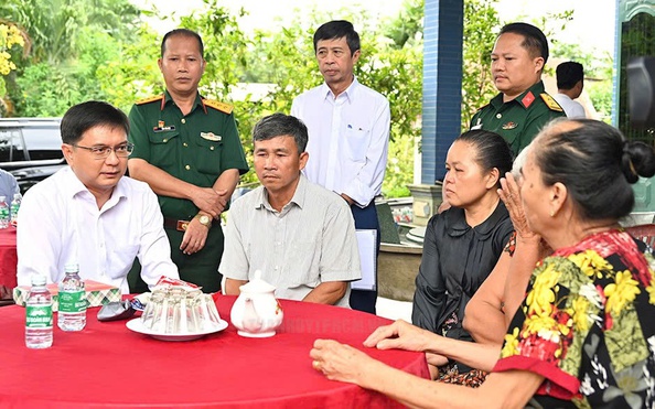 Lãnh đạo TP HCM thăm gia đình các tỷ lệ kèo góc nhà cái hy sinh trong diễn tập tác chiến phòng thủ Quân khu 7