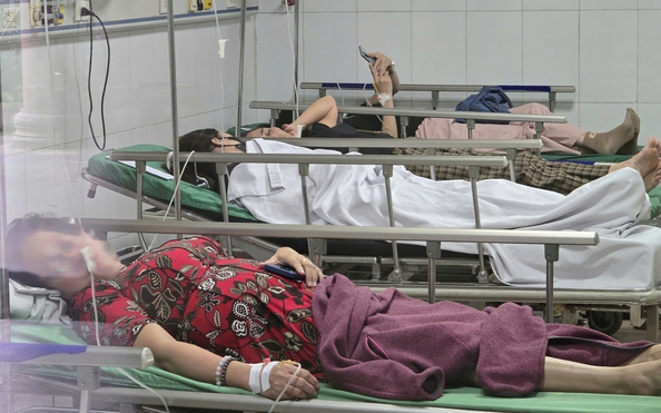 Vụ hàng loạt công nhân nhập viện cấp cứu: Tạm tỷ lệ bóng đá kèo nhà cái đơn vị cung cấp suất ăn