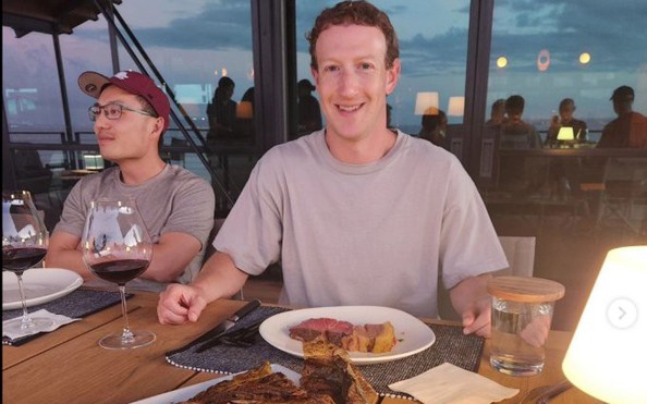 Mark Zuckerberg và những chuyện lạ quanh "ông chủ" Facebook