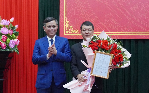 Bổ nhiệm Giám đốc 2 sở và chánh tỷ lệ cá cược kèo nhà cái phòng UBND tỉnh Quảng Bình